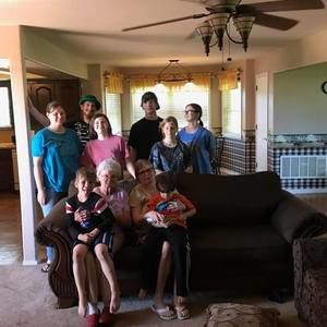 Meet your Posher, Debbie